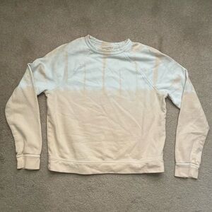 girls cute tie dye crewneck!